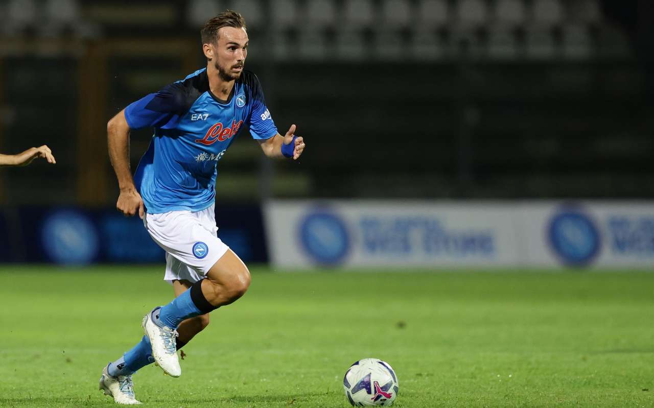 Fabian Ruiz porta palla