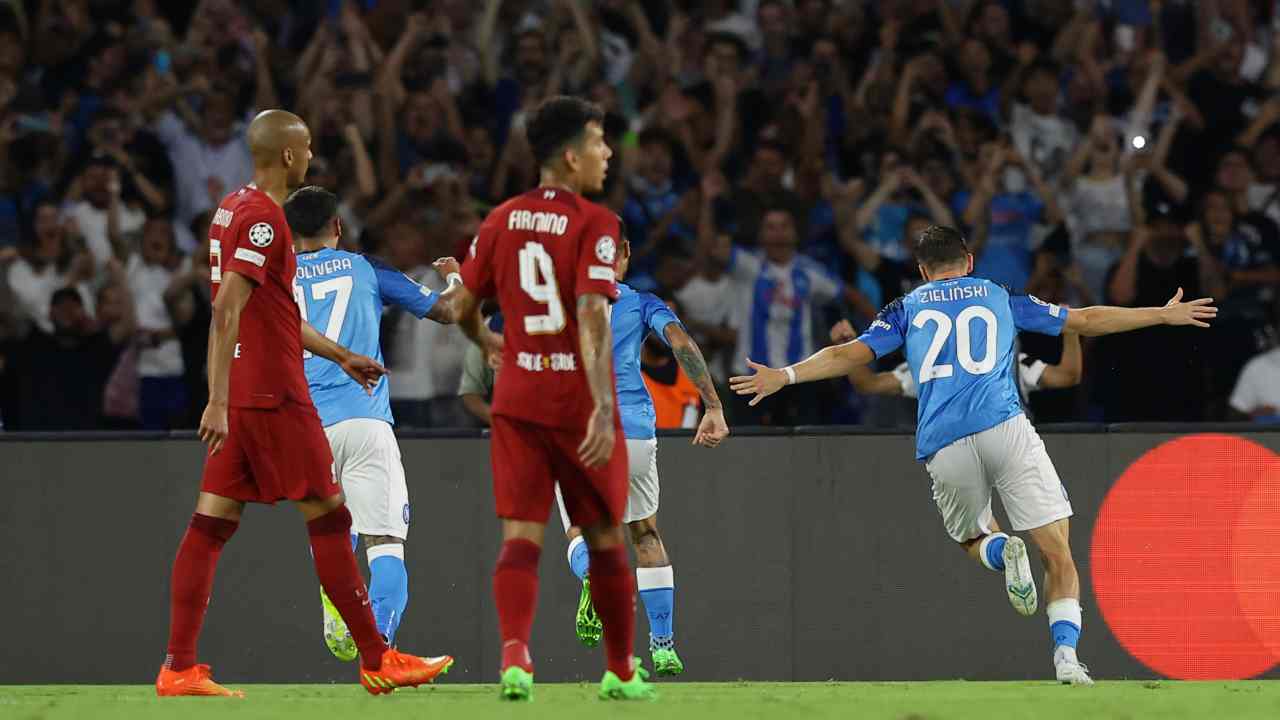 Zielinski esulta per il gol Napoli