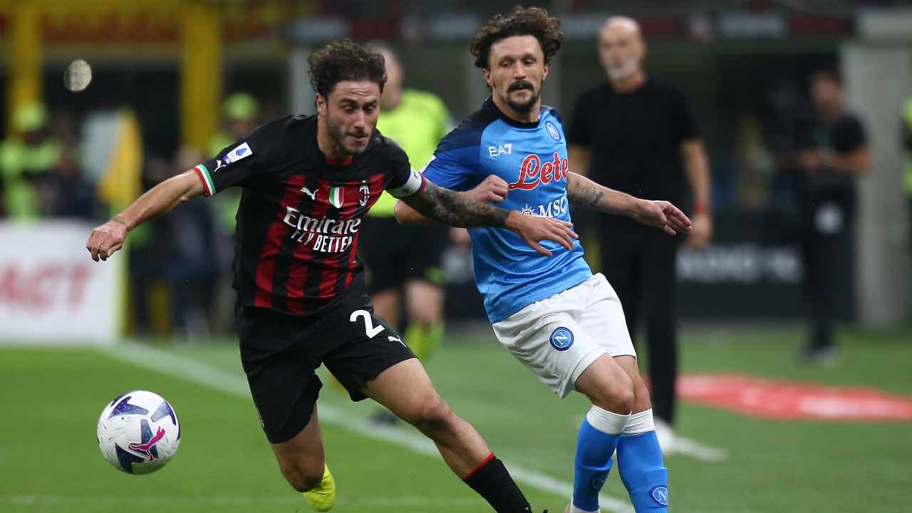 Mario Rui e Davide Calabria in campo