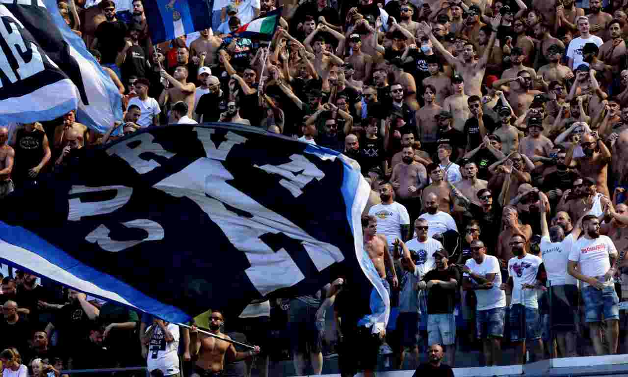 Tifosi Napoli sugli spalti