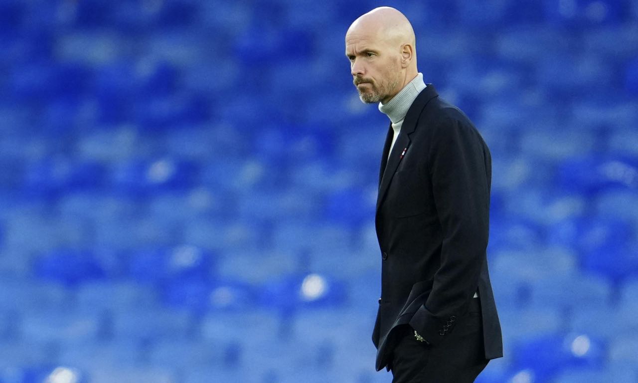 ten Hag riflessivo