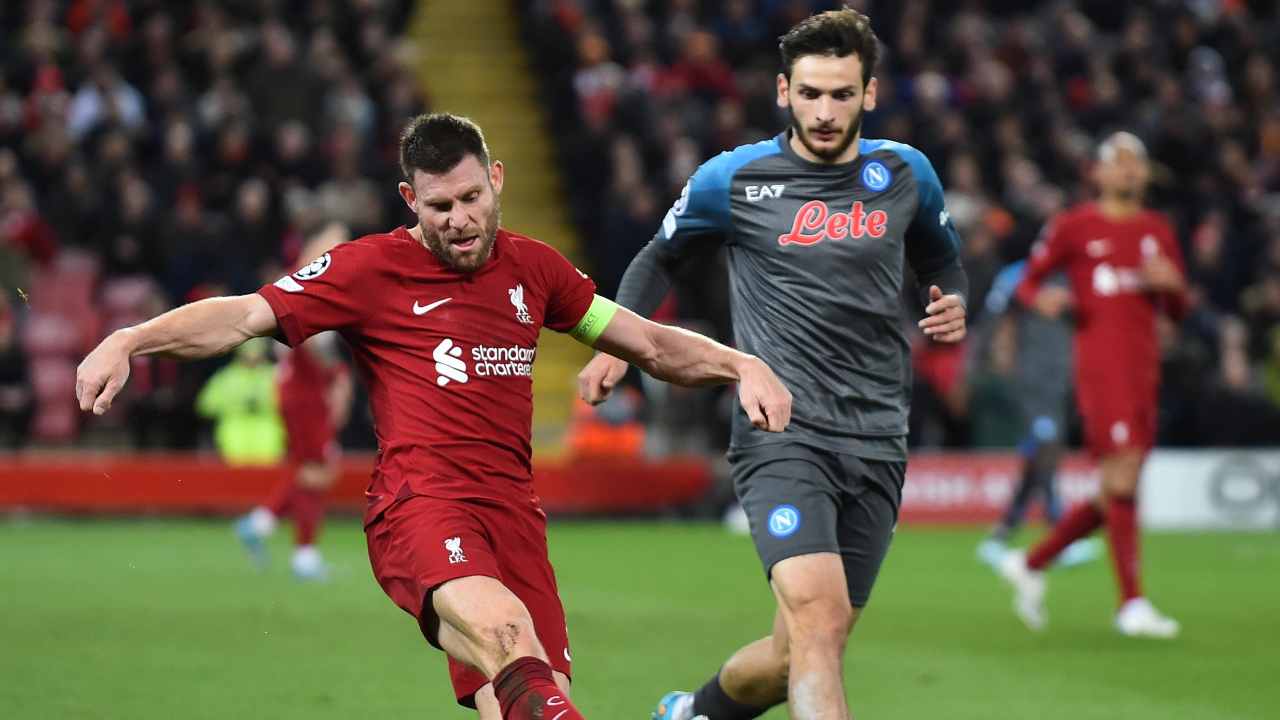 Kvaratskhelia in campo per Liverpool-Napoli