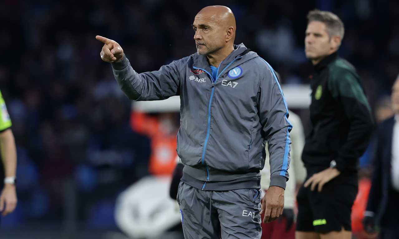 Spalletti dà indicazioni 