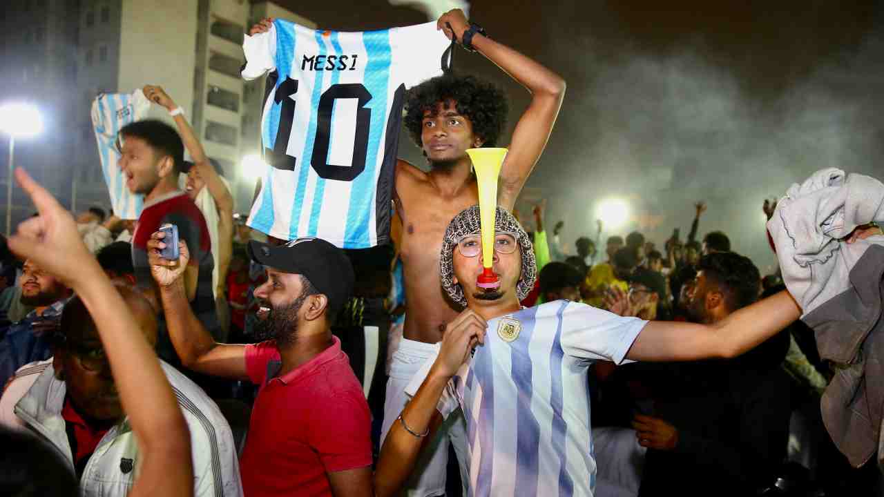 Tifosi dell'Argentina festeggiano