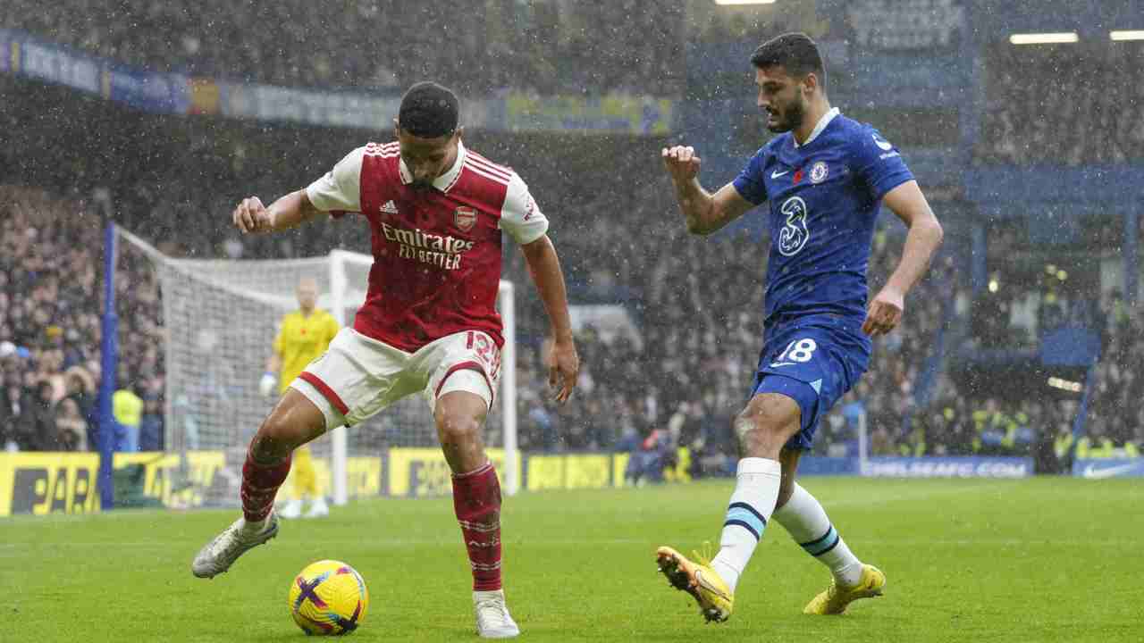 Broja in campo con il Chelsea