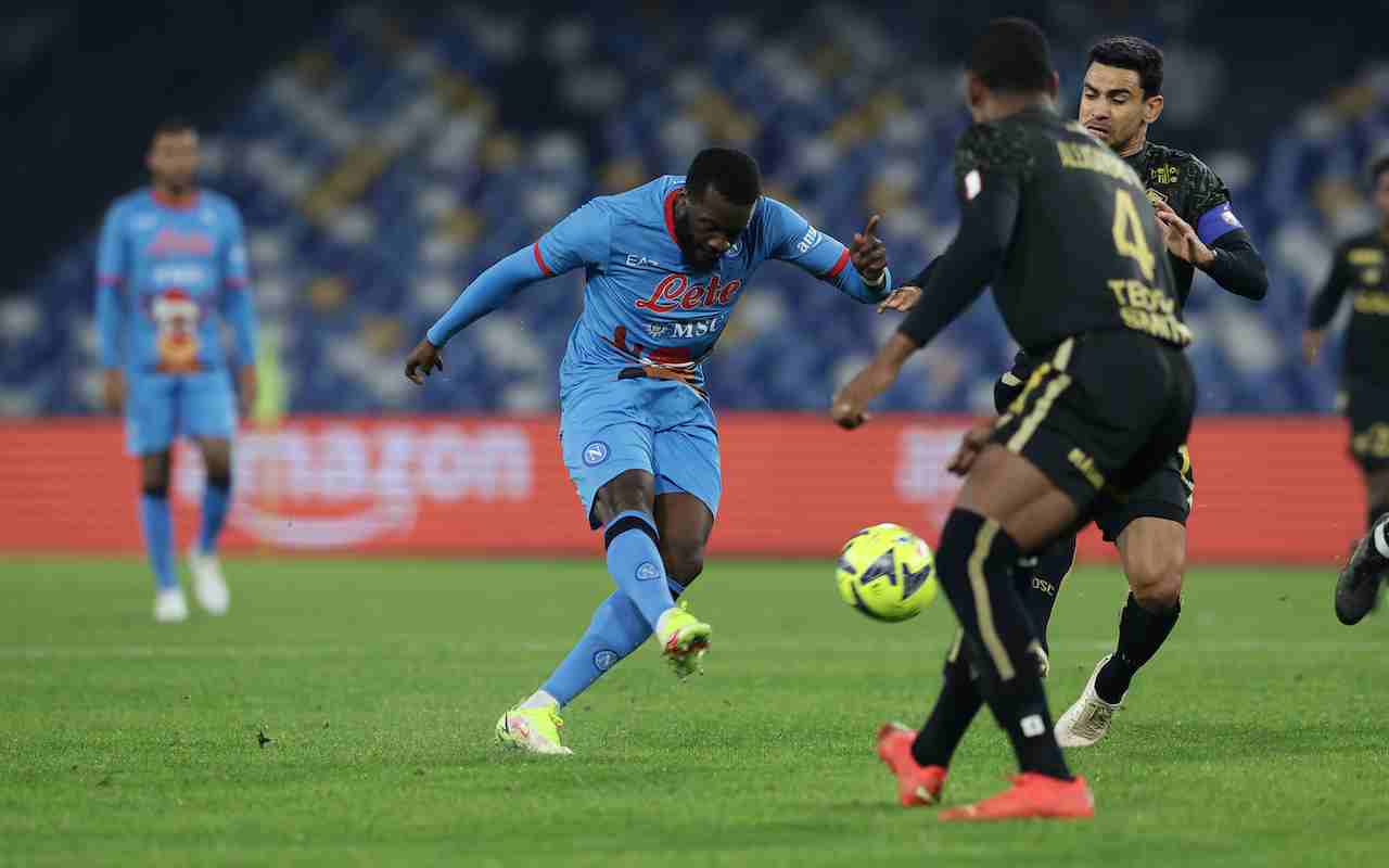 Ndombele calcia dalla distanza contro il Lille