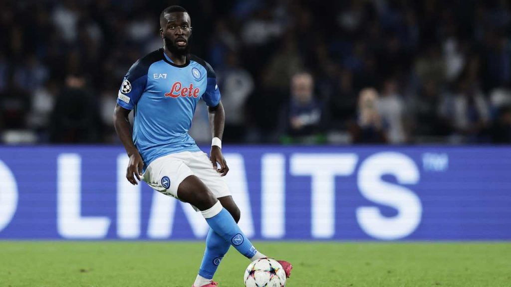 Napoli, Ndombele in campo