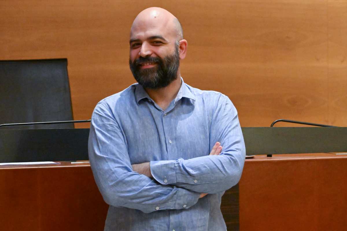 Saviano sorridente 