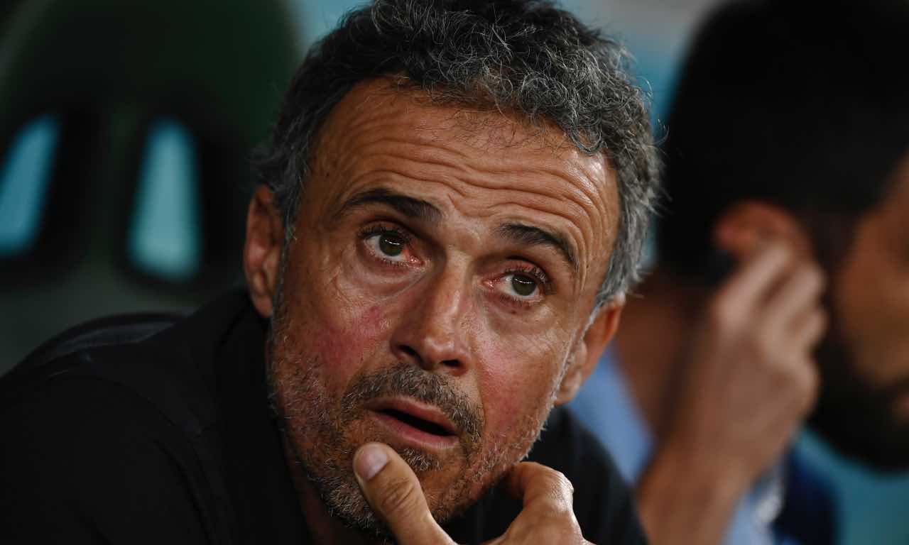 Luis Enrique incredulo in panchina