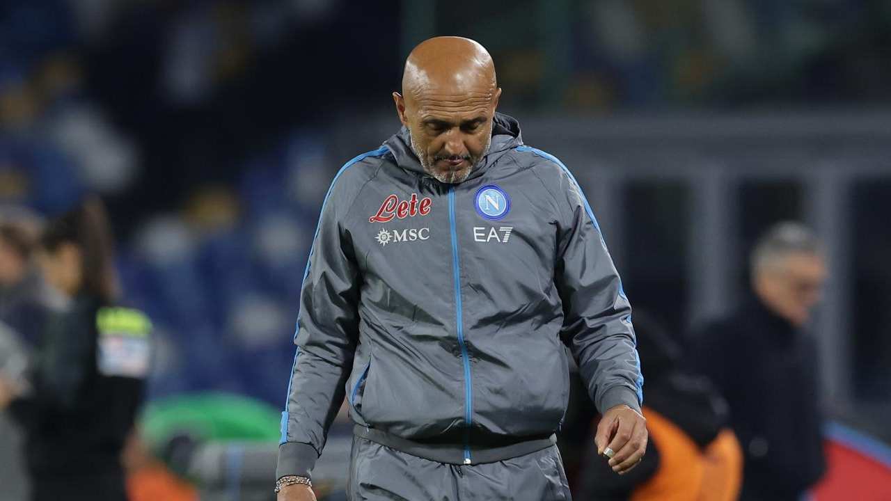 Spalletti cammina a testa bassa Napoli