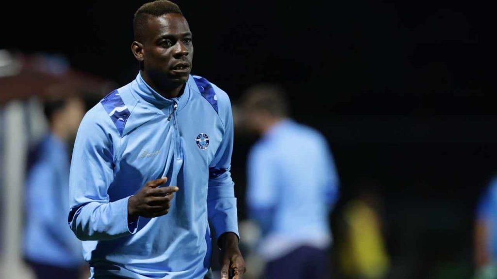 Balotelli, attaccante del Sion