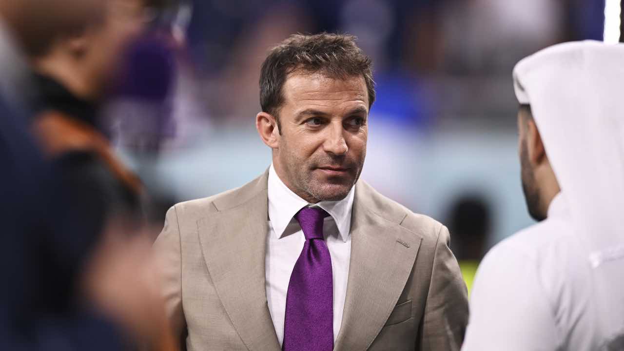 Alex Del Piero pensieroso