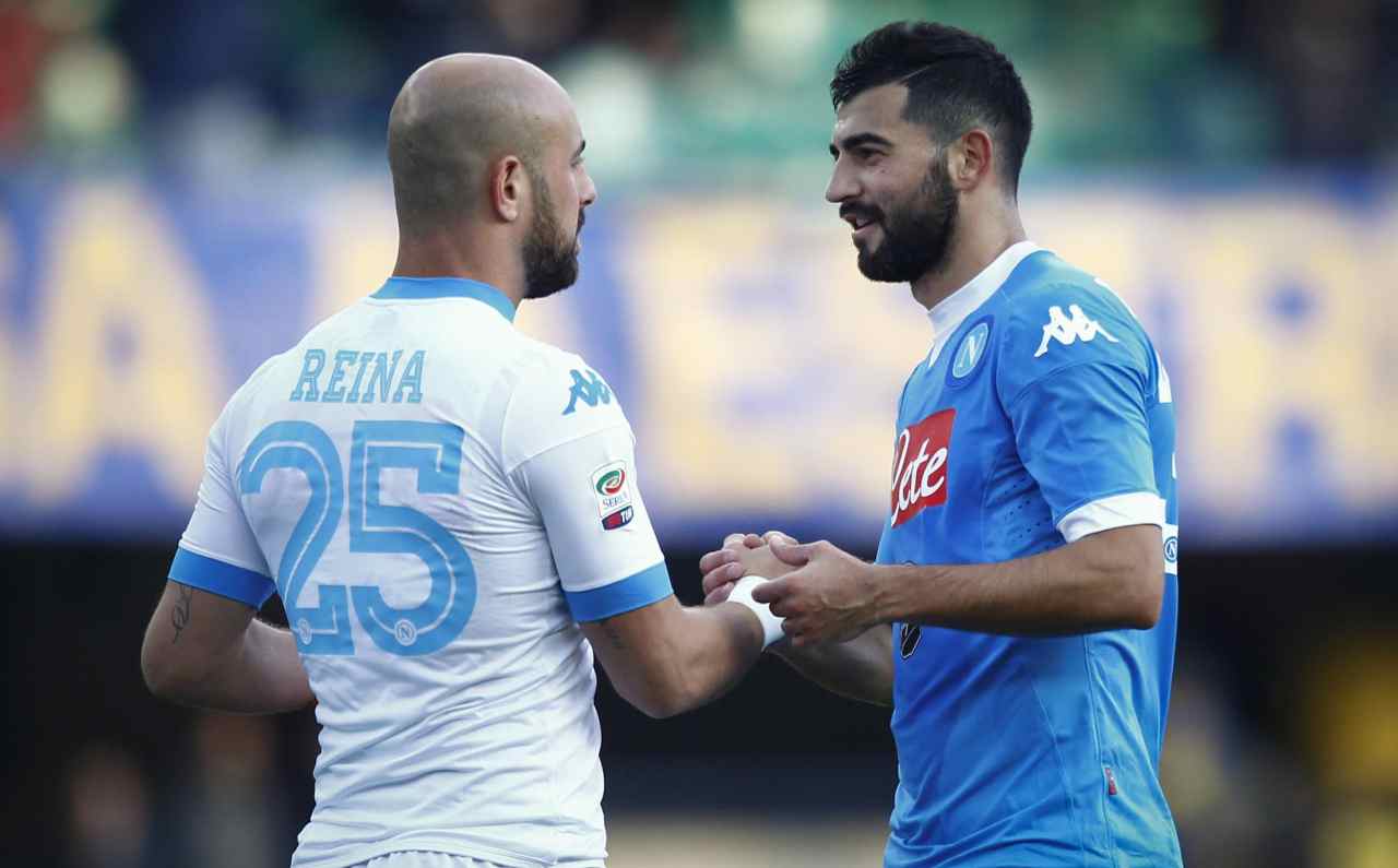 Napoli, Reina ed Albiol con la casacca azzurra