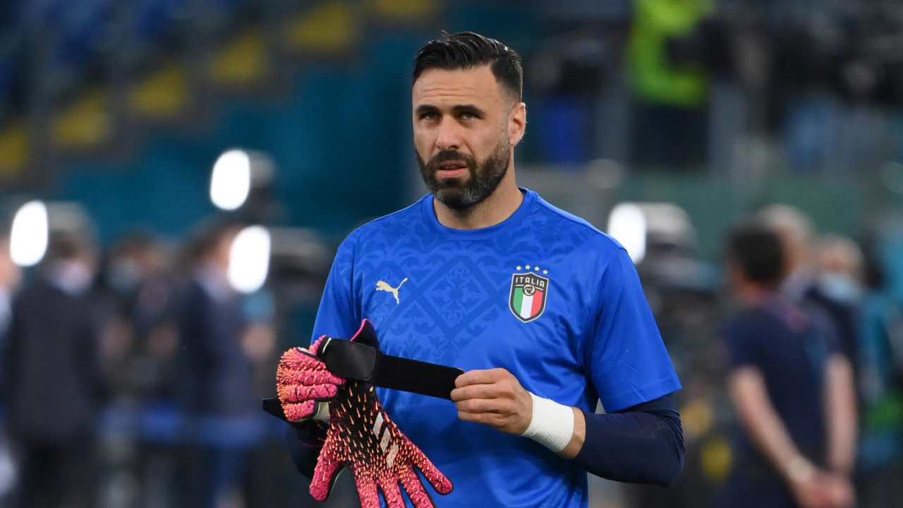 Salvatore Sirigu pensieroso 