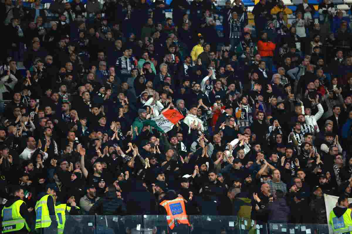 Tifosi Juventus all'Allianz Stadium 