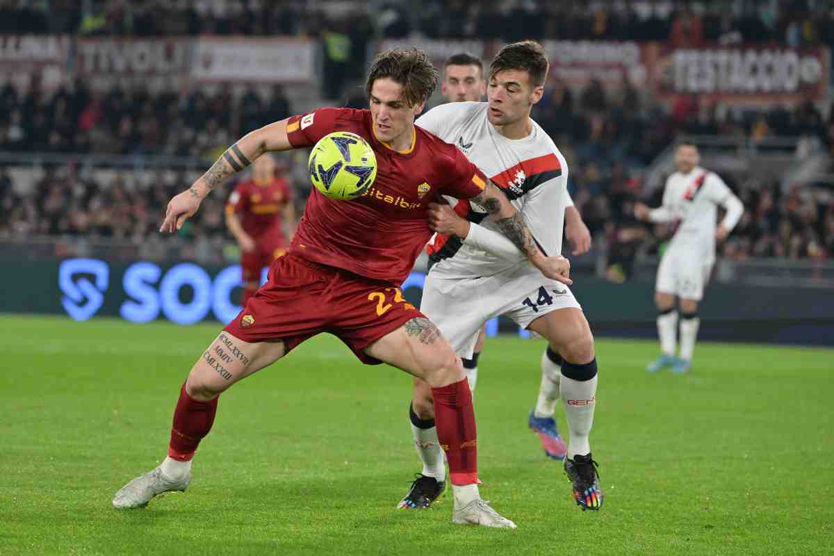 Zaniolo con il pallone 