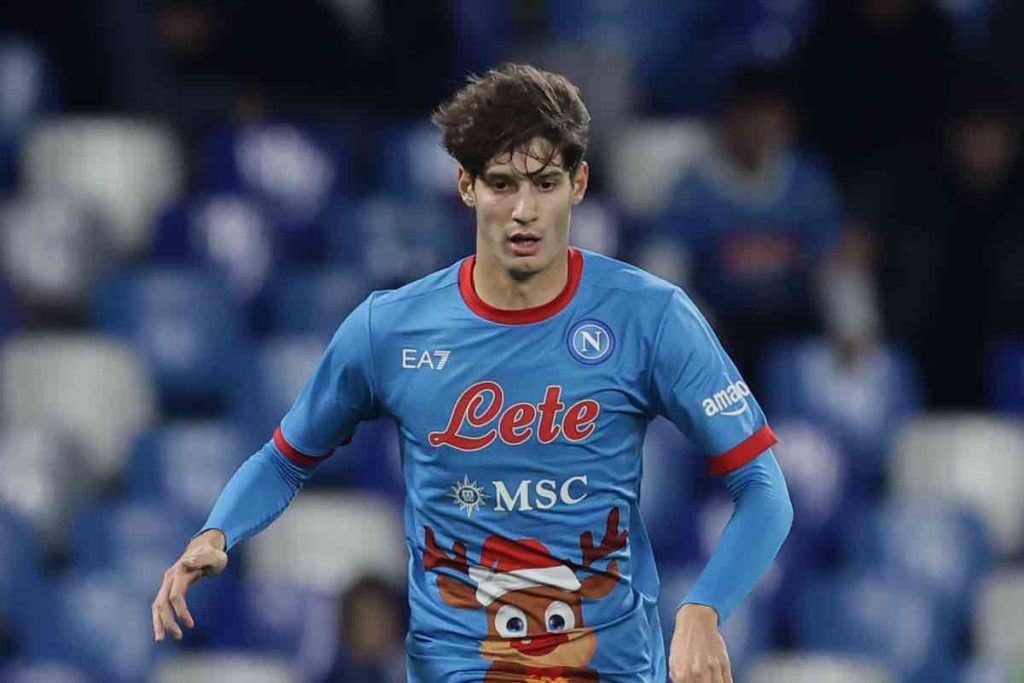 Zanoli in campo con il Napoli