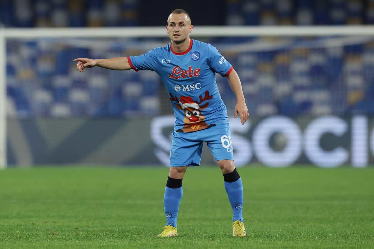 Stan Lobotka in campo
