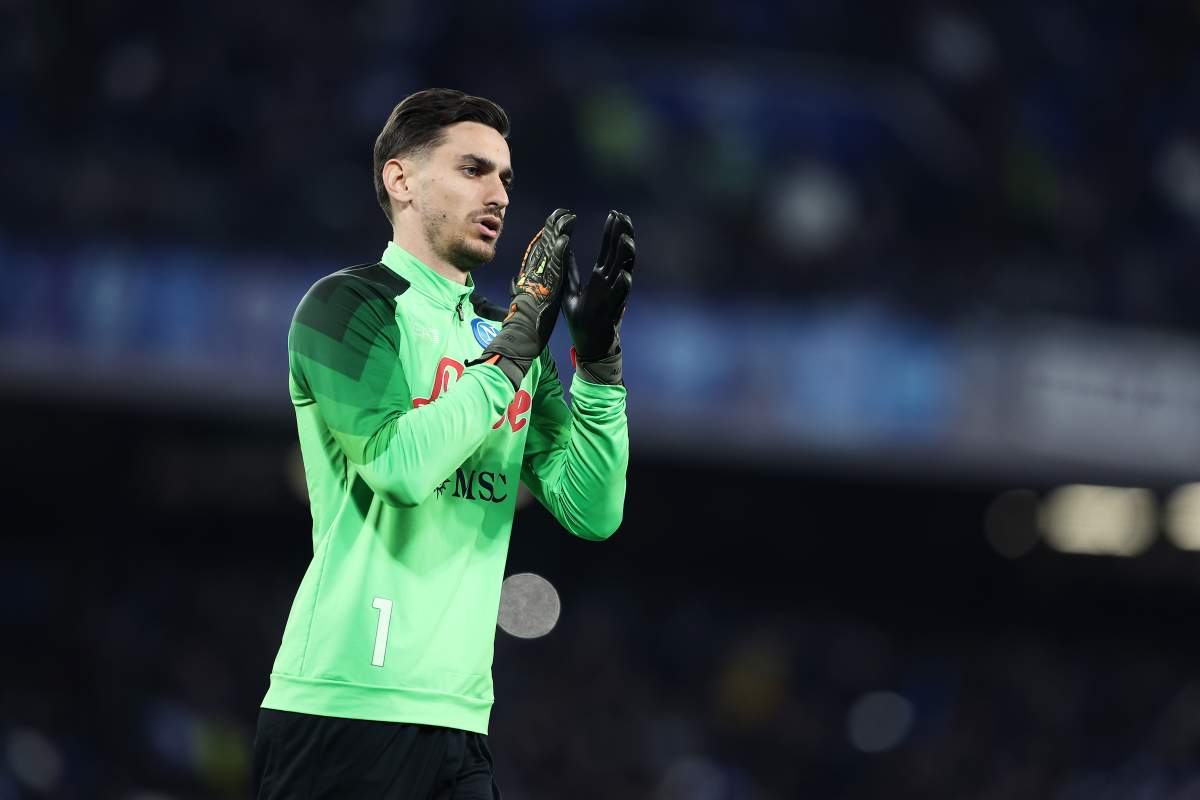 Meret applaude Napoli