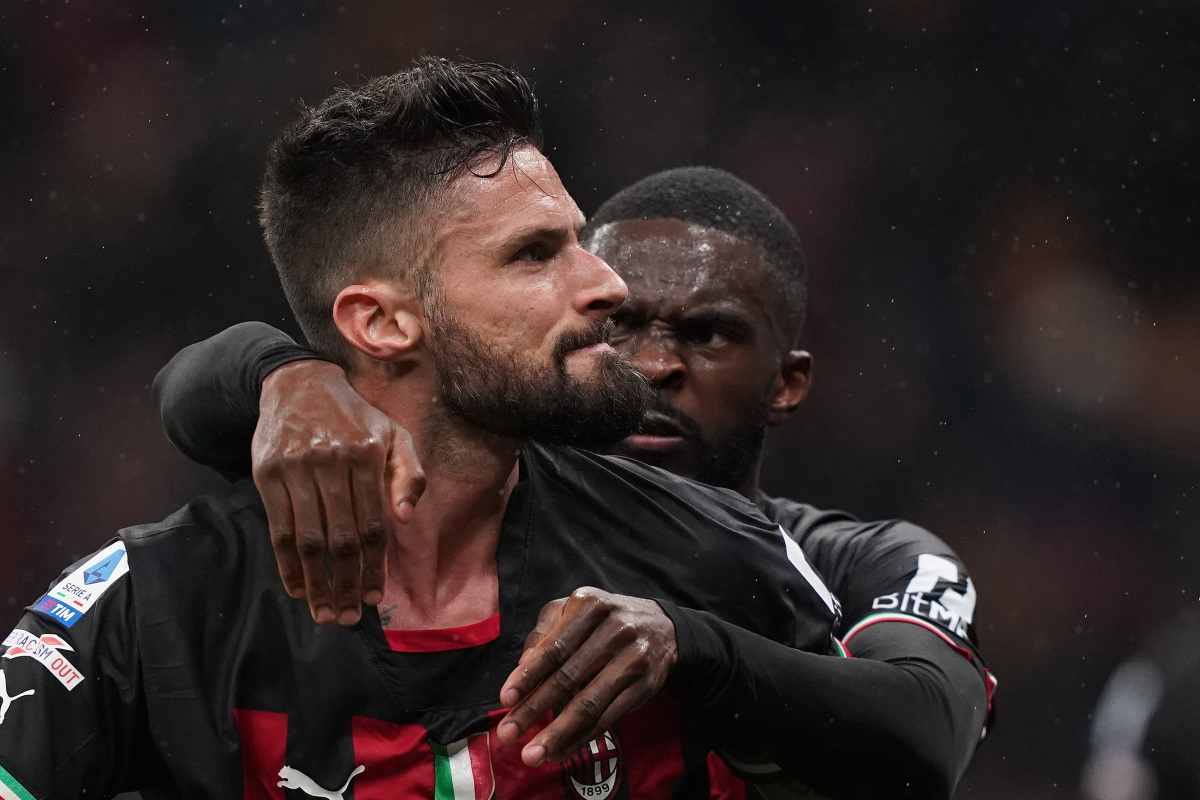 Giroud con Tomori 