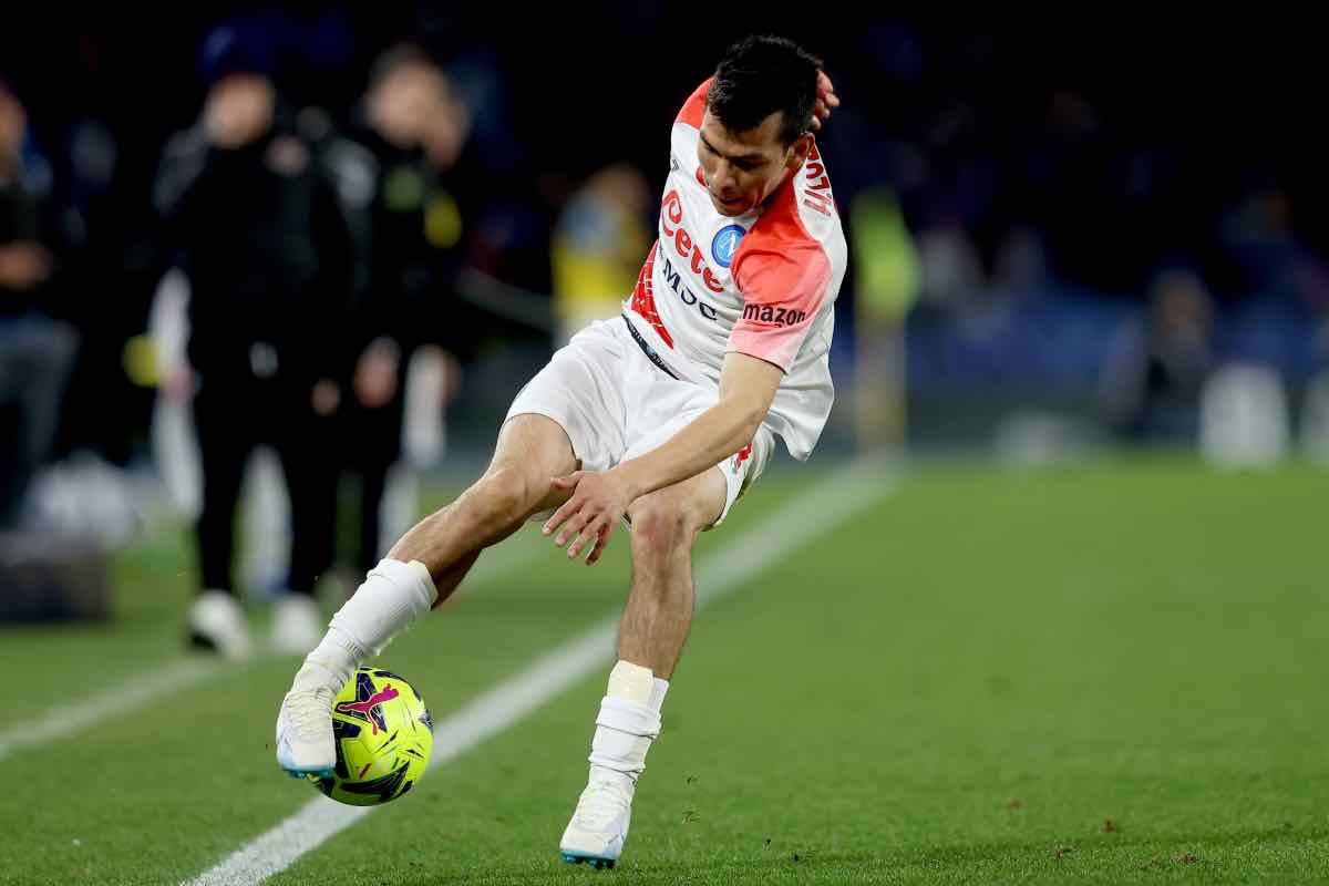 Lozano in campo col Napoli