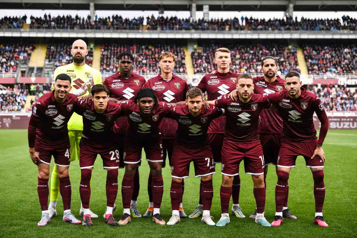 Squadra del Torino in campo