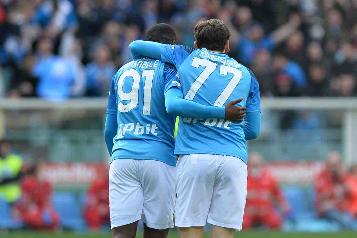 Il Napoli esulta al gol 