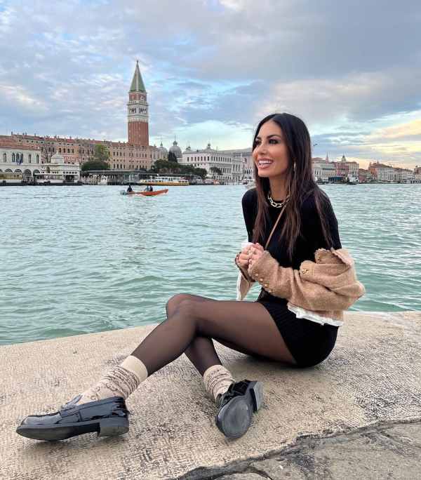 Elisabetta Gregoraci calze da urlo 