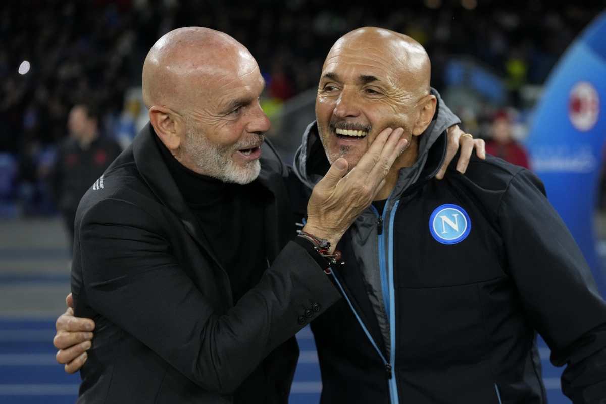 Spalletti e Pioli sorridenti prima del match: il tecnico del Napoli, che si è lamentato del Var, ha fatto i complimenti al Milan e si è detto penalizzato dalle nazionali 