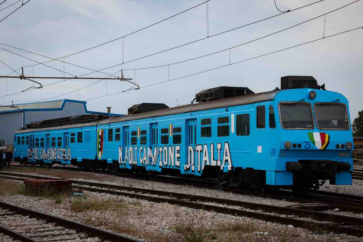 Terzo Scudetto disegnato sul treno