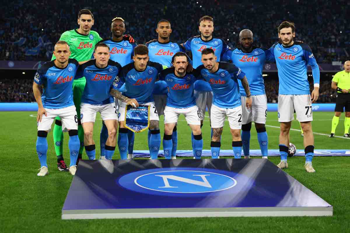 La squadra del Napoli in campo 