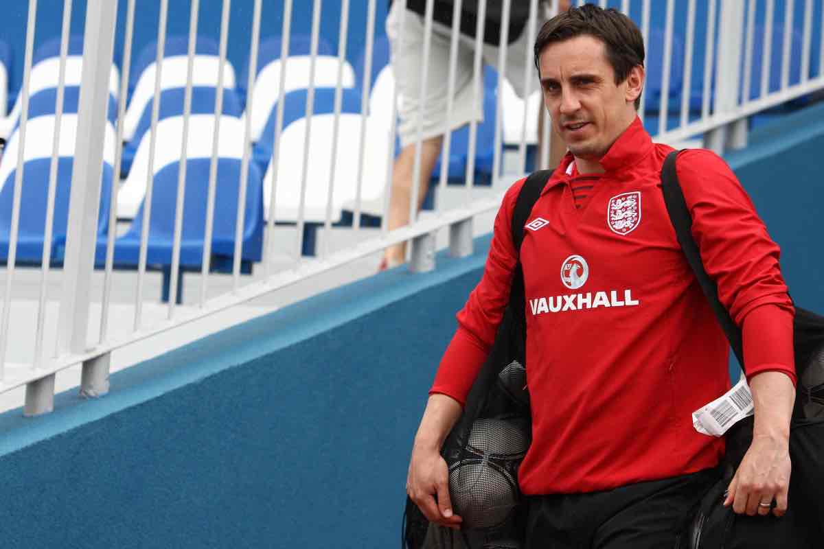 Gary Neville porta la borsa