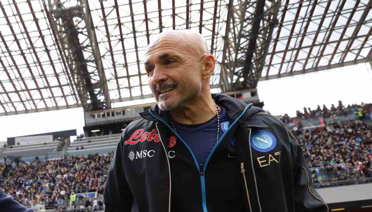 Spalletti sorridente