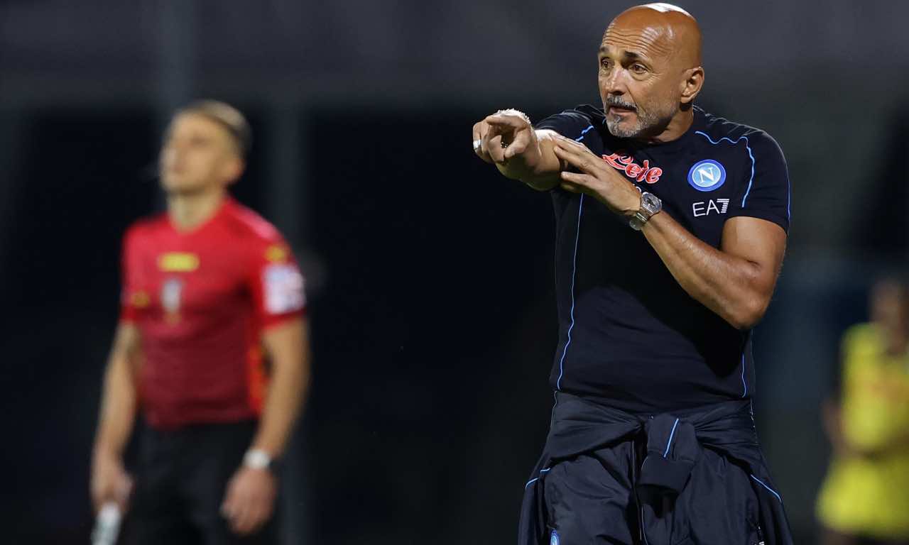 Spalletti dà indicazioni alla squadra