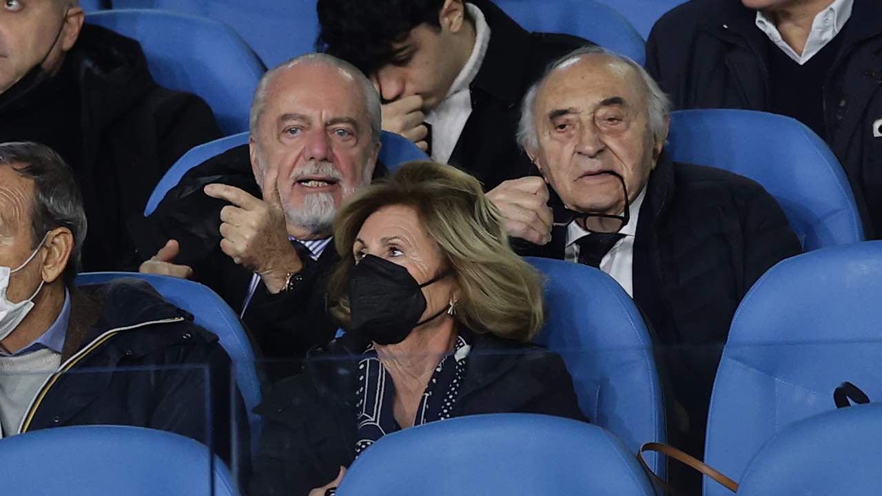 Aurelio De Laurentiis e Corrado Ferlaino in tribuna