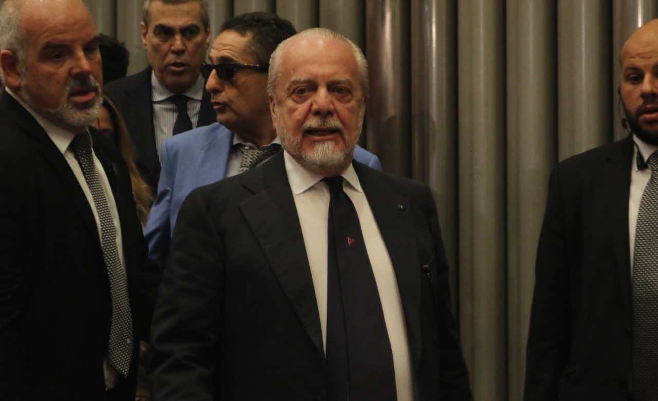 De Laurentiis serio