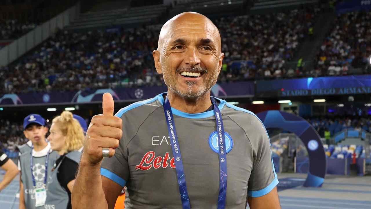 Spalletti saluta