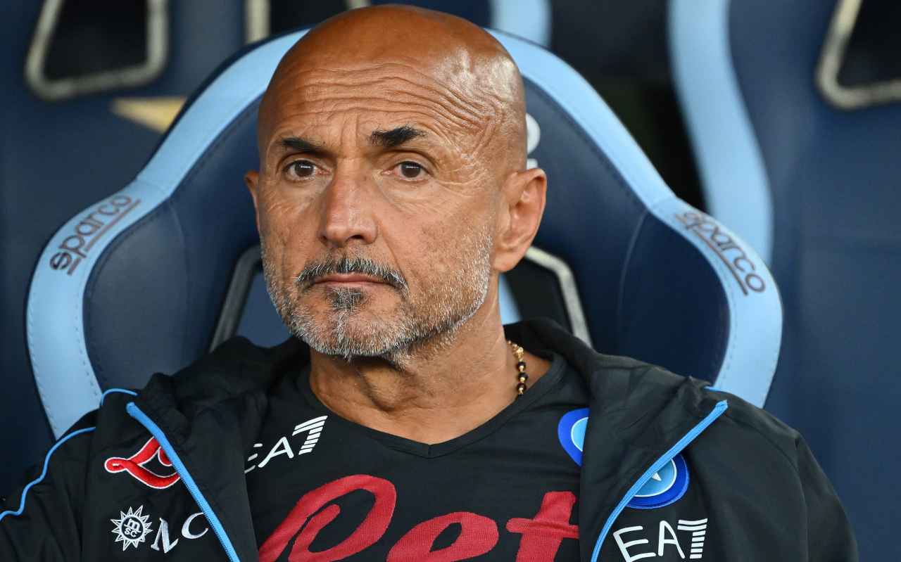 Luciano Spalletti pensieroso