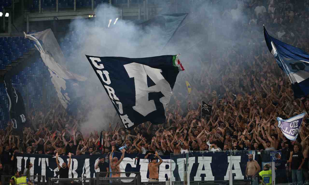 tifosi del Napoli all'Olimpico