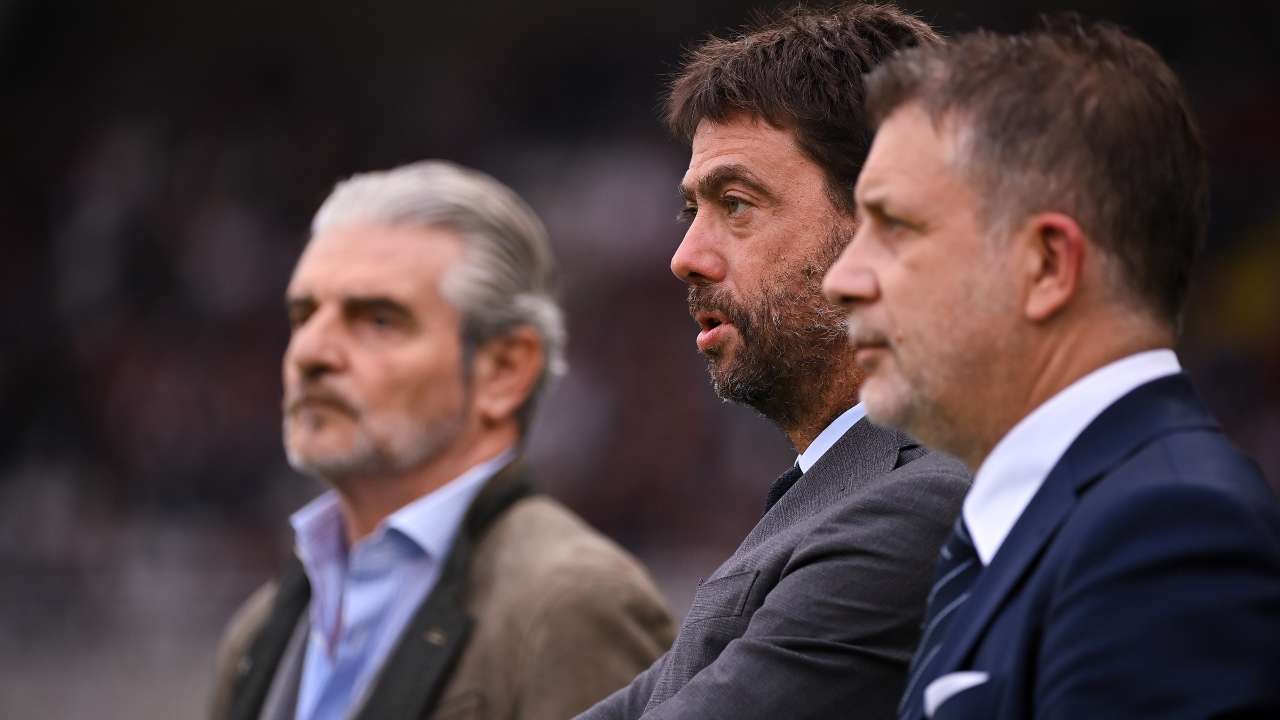 Agnelli, Cherubini e Arrivabene a bordocampo Juventus