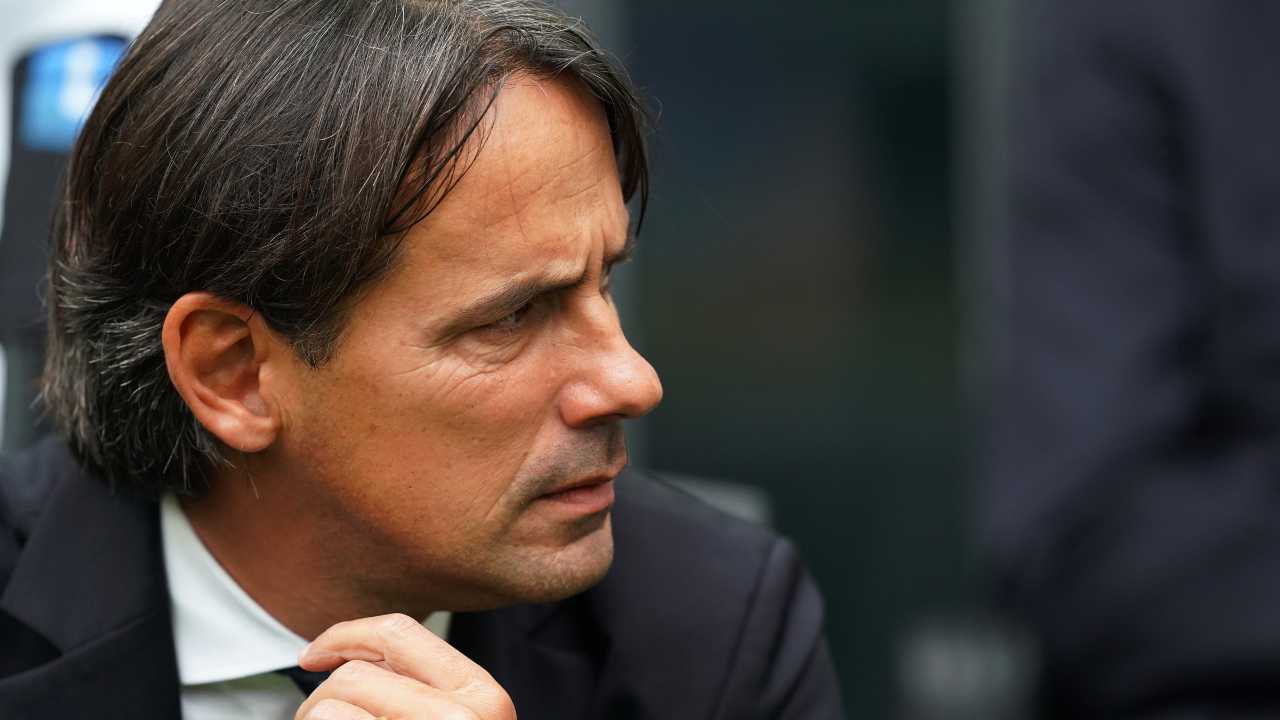 Inzaghi preoccupato in panchina Inter