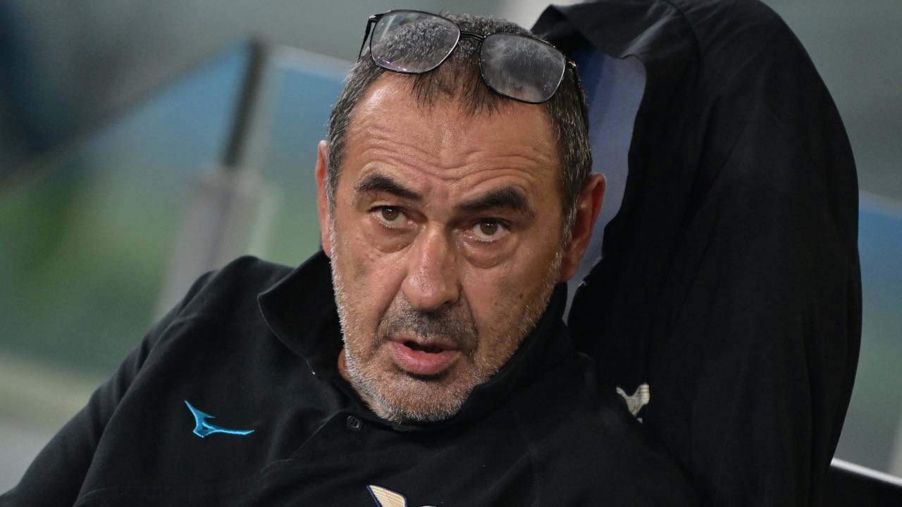 Maurizio Sarri pensieroso