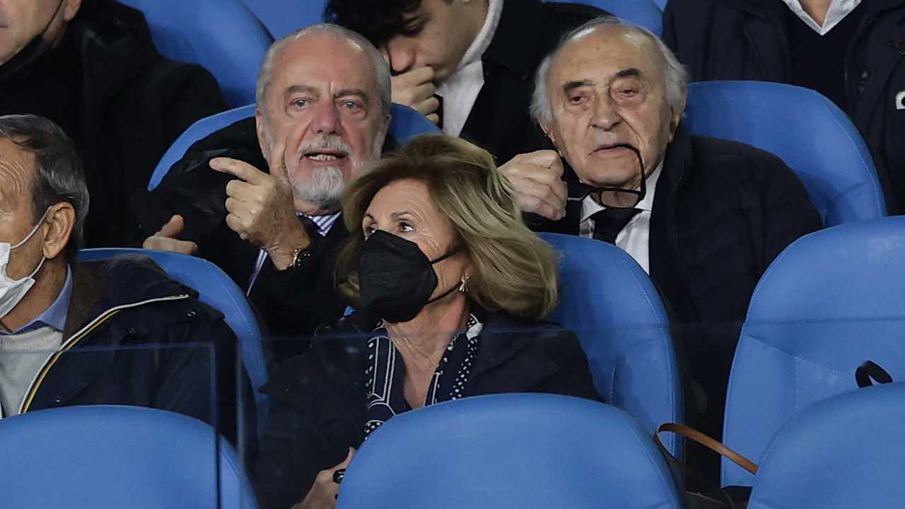 Aurelio De Laurentiis e Corrado Ferlaino in tribuna