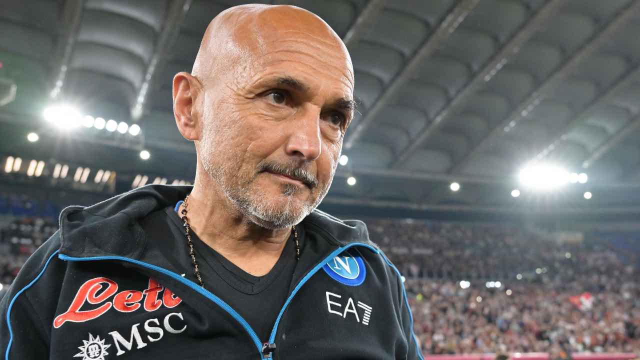 Luciano Spalletti pensieroso