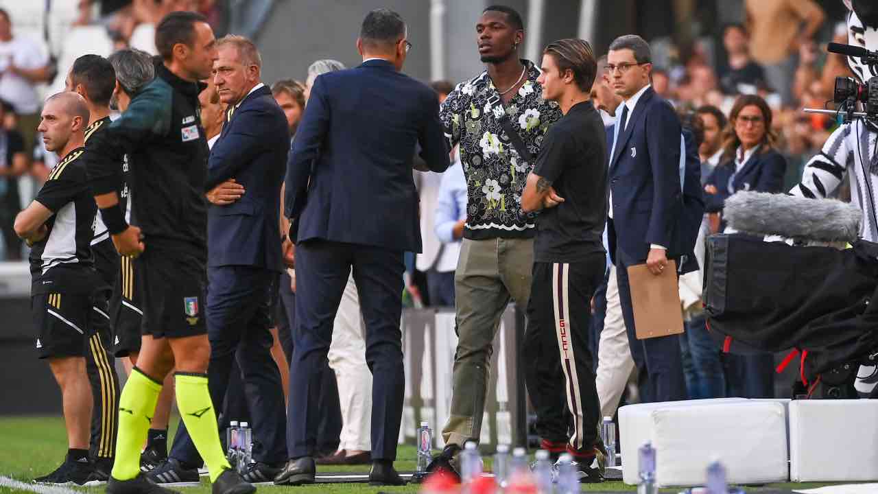 Paul Pogba a bordocampo