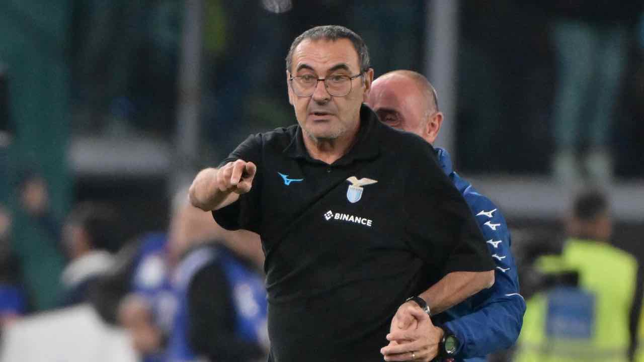 Maurizio Sarri pensieroso