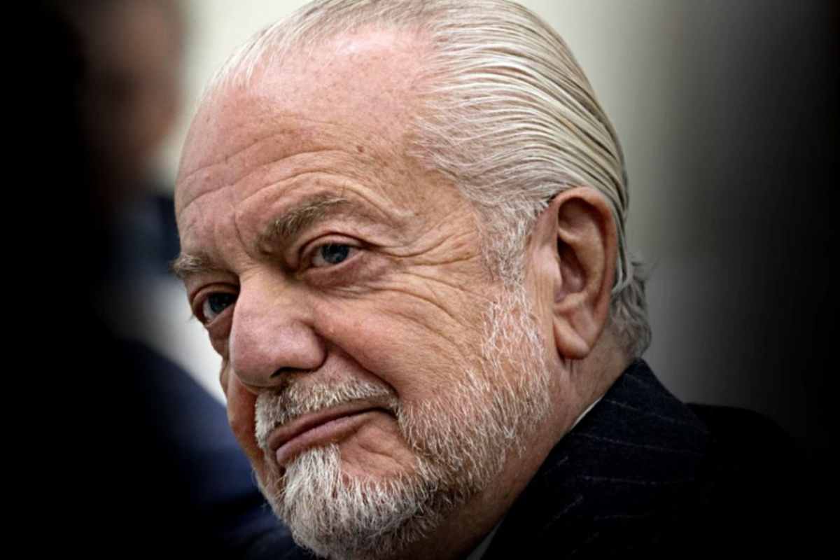 De Laurentiis pensieroso