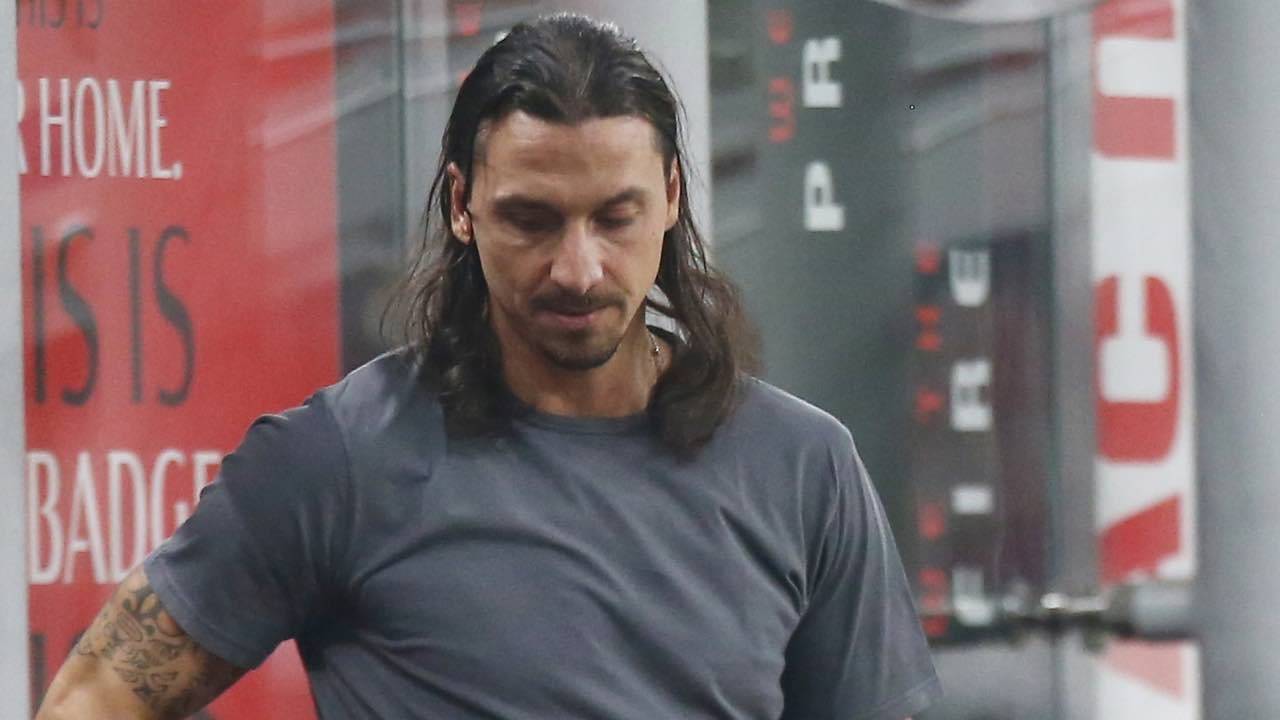 Ibrahimovic a bordo campo