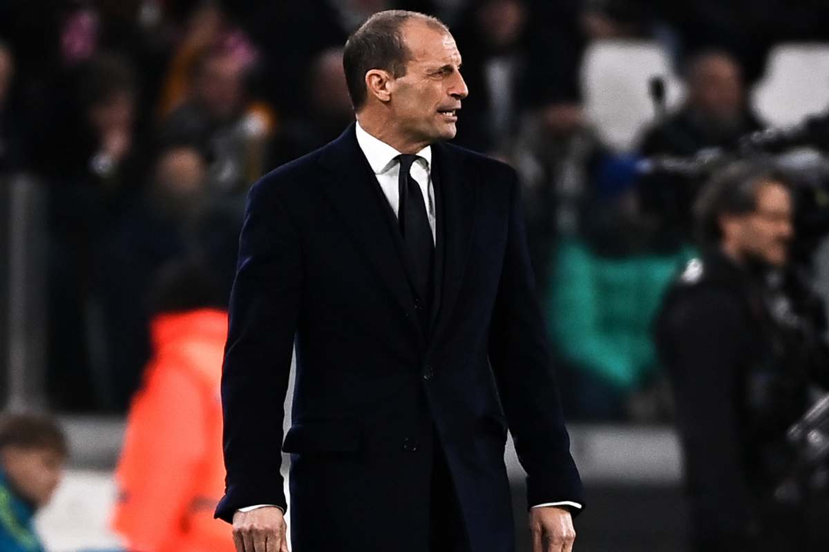 Allegri in apprensione: il suo futuro è a rischio dopo la sconfitta con il Napoli