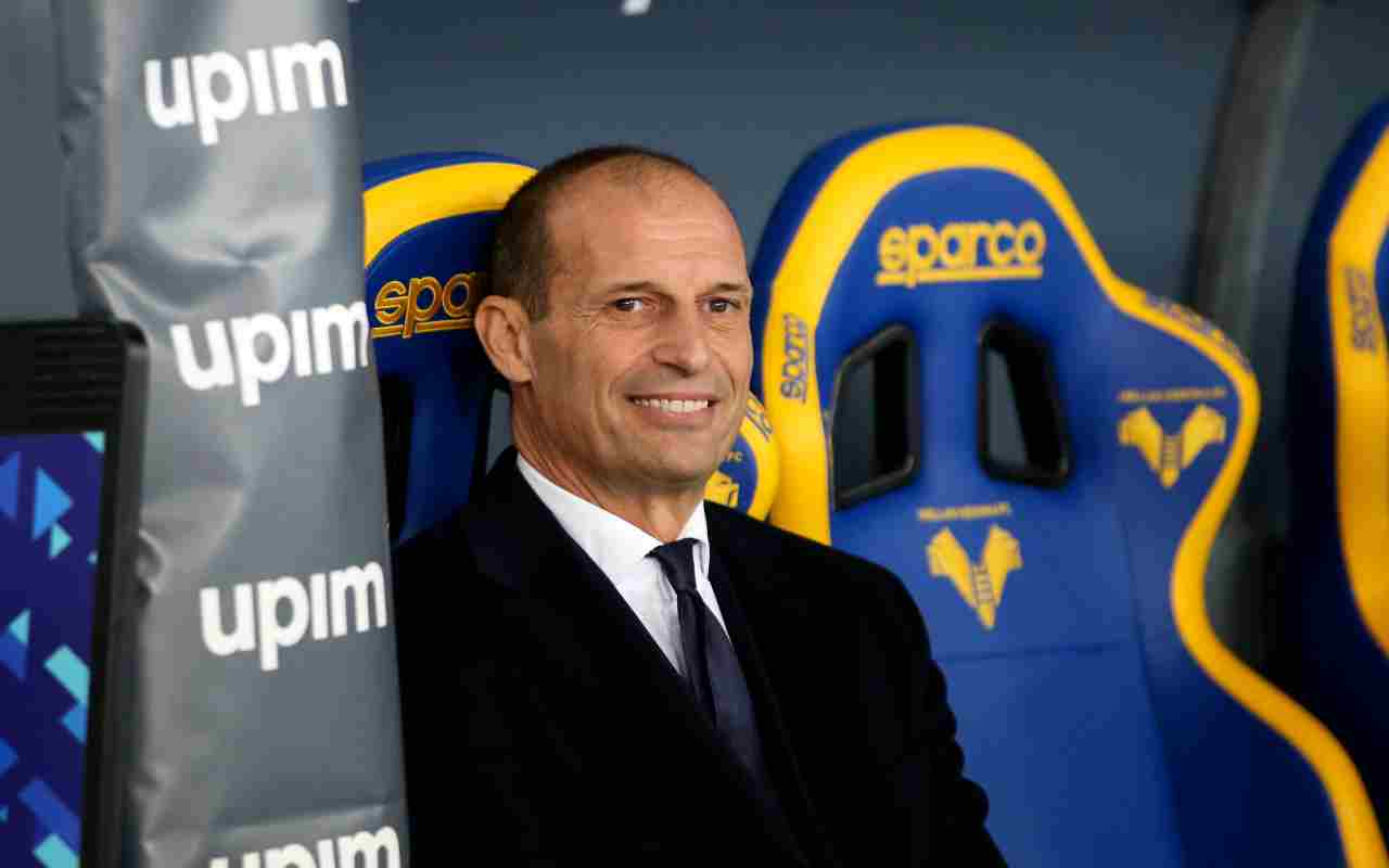 Allegri Juve sorridente